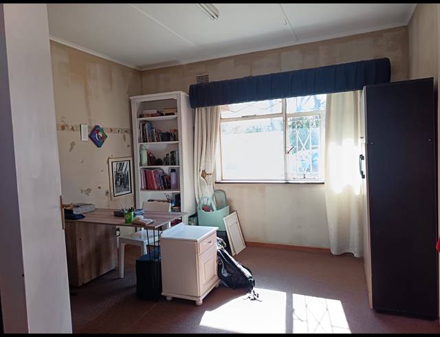 5 BEDROOM HOUSE FOR SALE IN THREE RIVERS